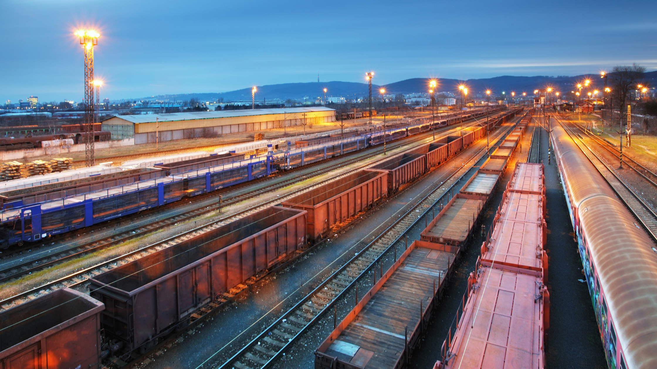 Demystifying IANA and UIIA: How They Influence Intermodal Shipping
